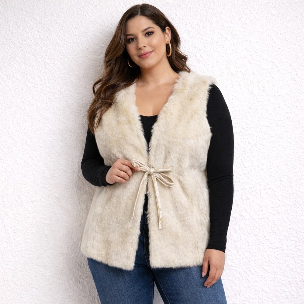 Mossimo Cream Faux Fur Vest Tie Front Open Cozy Layering Piece Sz XS